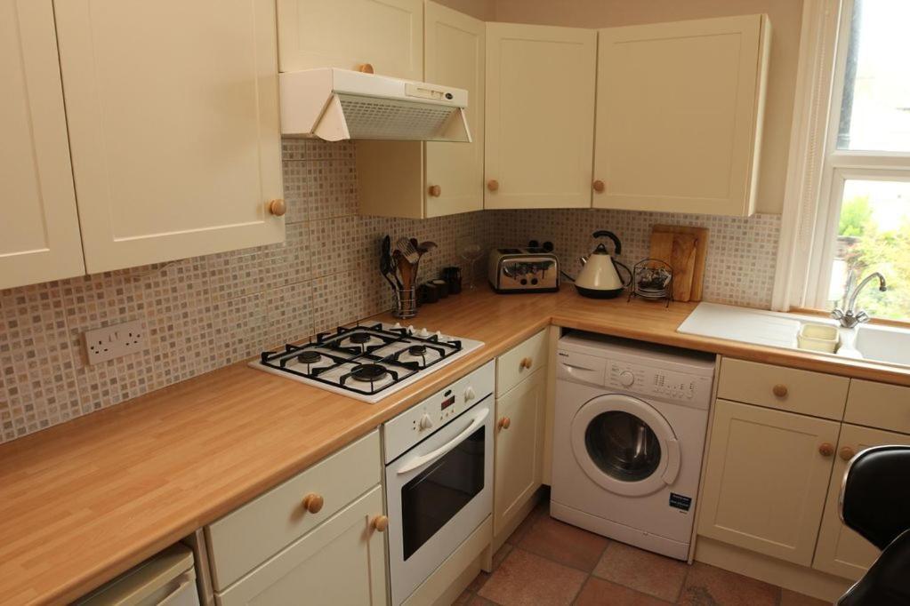 Evee'S Pebbles 1 Apartamento Eastbourne Exterior foto